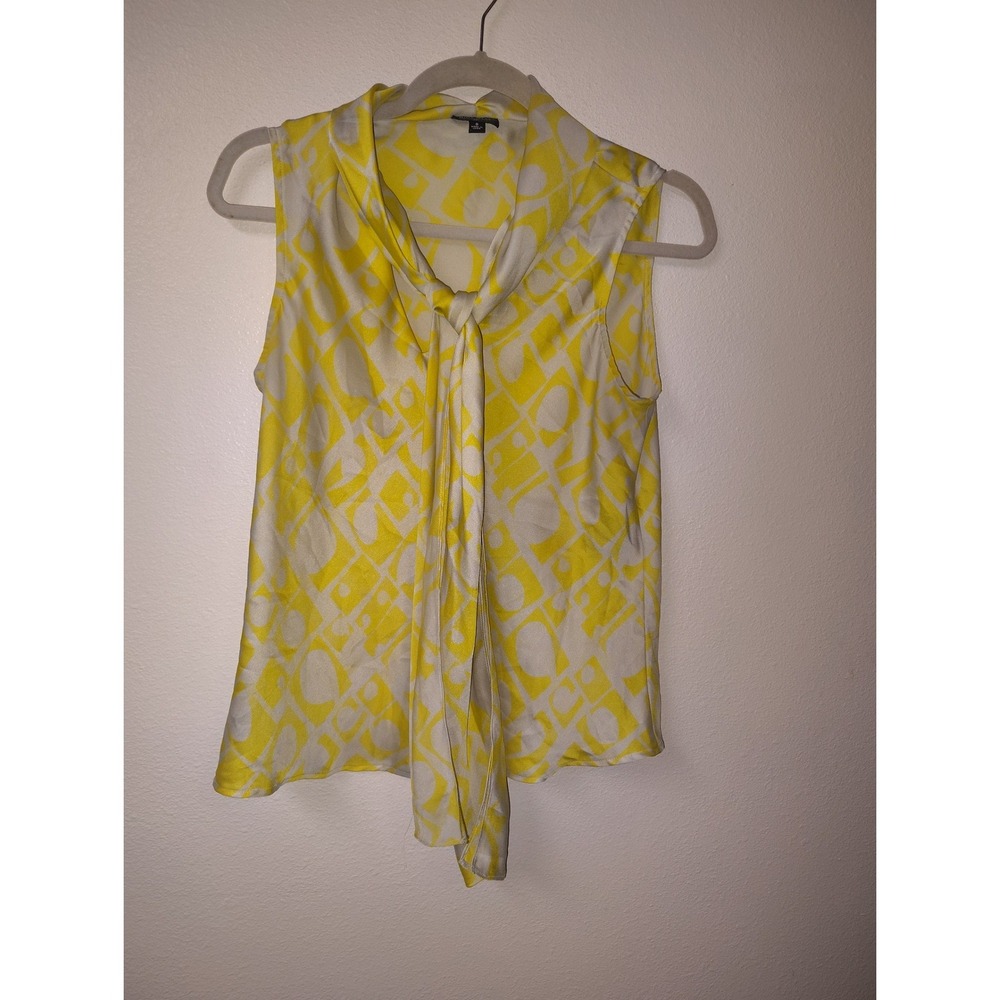 Nine West Suit Womens Yellow White Geometric Tie Neck Sleeveless‎ Blouse Size 8